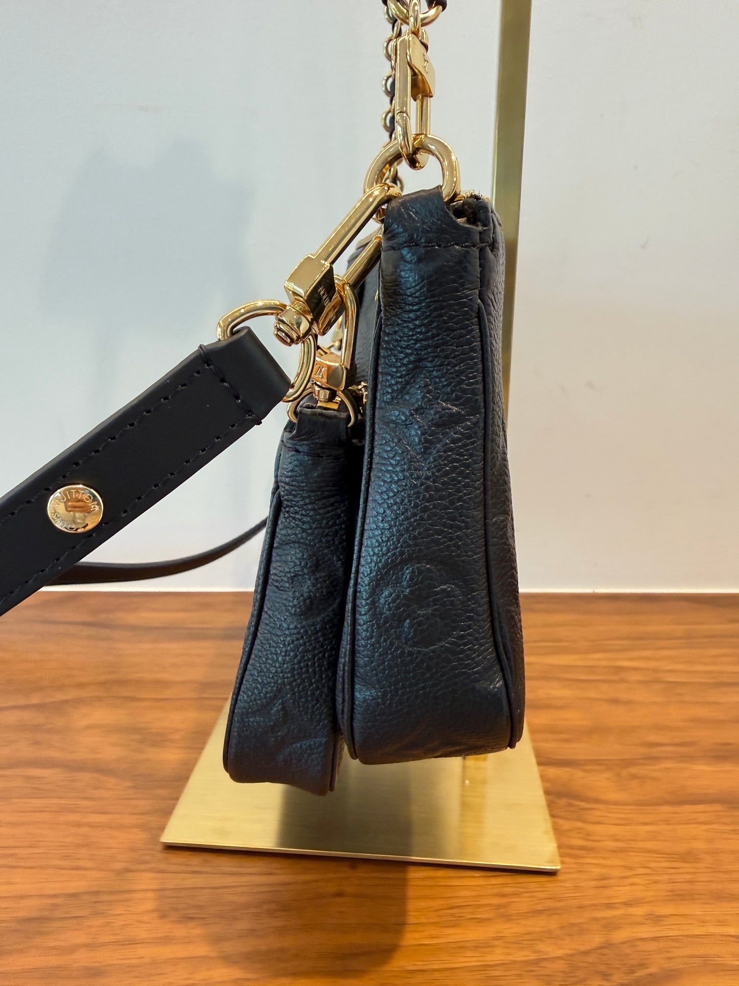 Louis Vuitton Empreinte Monogram Giant Multi Pochette Accessories Black Pre-Owned